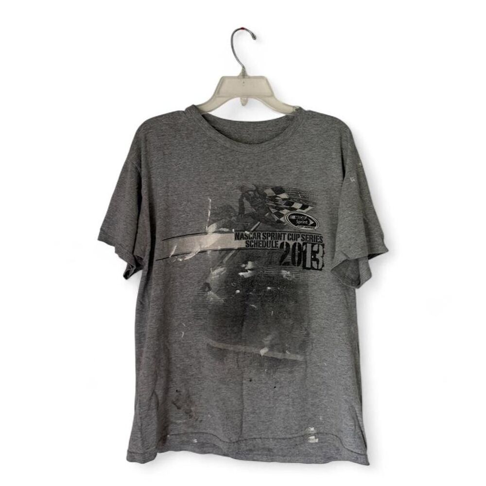 2013 NASCAR Sprint Cup Series Schedule T-Shirt L LARGE gray